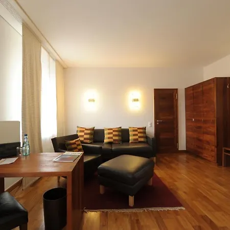 Hotel Nassauer Hof Im Rheingau 3*